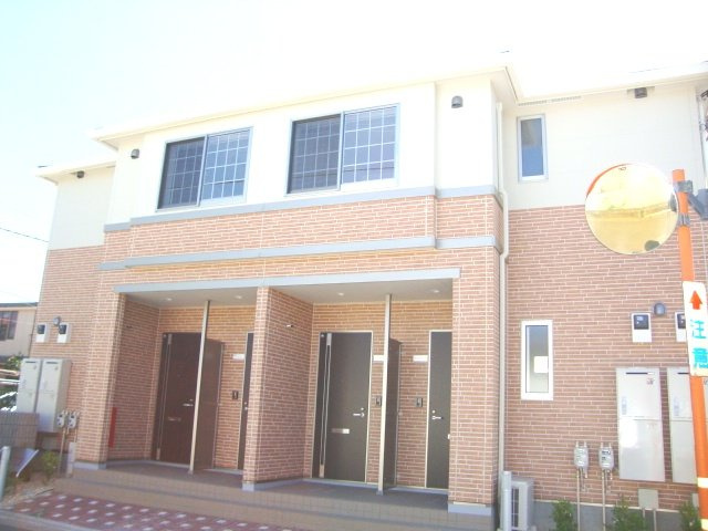 ＡＶＡＮＴＩ　ＨＯＵＳＥの外観|外観写真（昼）