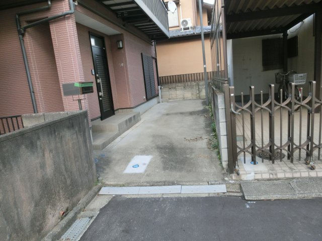 川越市今成1丁目　3LDKカースペース付き　中古戸建の外観