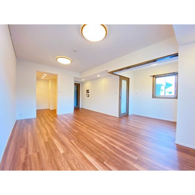 【居間・リビング】 | Beverly Homes 豊島園