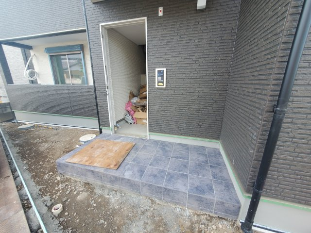 ジーメゾン春日部豊町のエントランス|建築中です