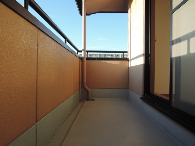 サンフォートメゾンの駐車場