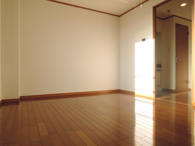 サンフォートメゾンの居間・リビング