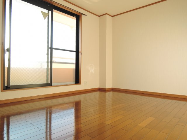 サンフォートメゾンの居間・リビング