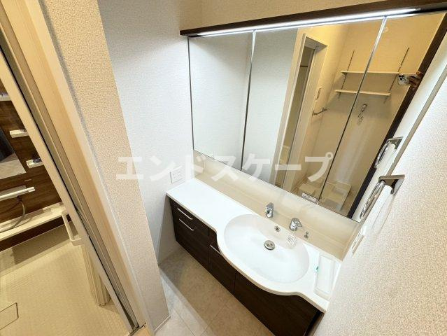 セラヴィ南町の洗面所|高崎、前橋、伊勢崎エリアのお部屋探しはエンドスケープまで！お客様の理想お聞かせ下さい♪