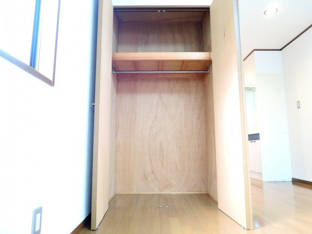 アゼリア2号館の収納