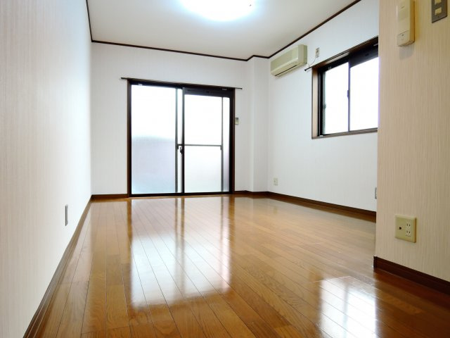 アゼリア2号館の寝室