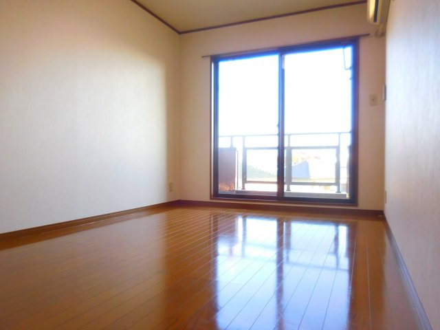 旭ビルの居間・リビング