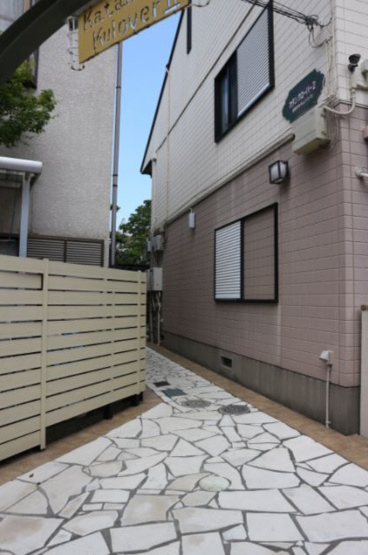 【エントランス】 | カタンクローバー２ | 建物入口