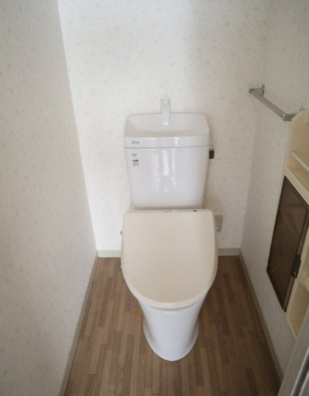 【トイレ】 | カタンクローバー２ | シンプルで使いやすいトイレです