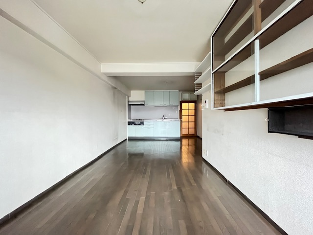 南海狭山コーポ1号棟の居間・リビング