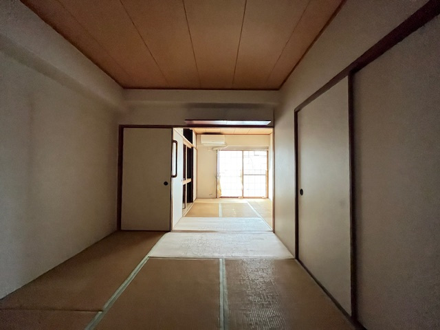 南海狭山コーポ1号棟の和室