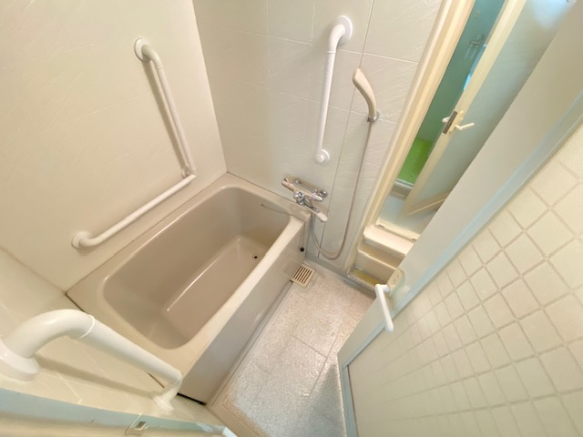 南海狭山コーポ1号棟の浴室