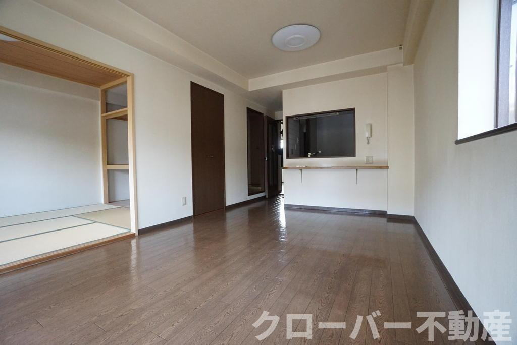 第3五福マンションの居間・リビング