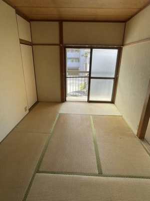 【居間・リビング】 | 第３泉