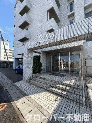 ダイヤハイツのエントランス
