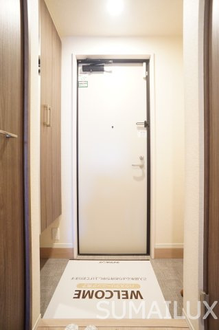 熊本市中央区出水１丁目のアパートの玄関