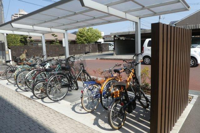 ヴィーロキャピターレのその他共用部分|自転車置き場