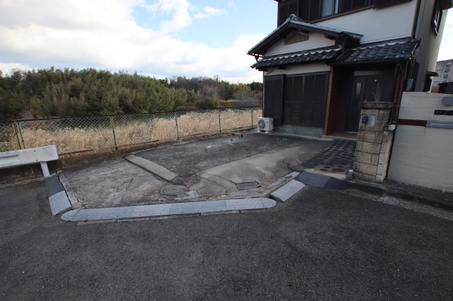 【駐車場】 | 堺市中区陶器北戸建