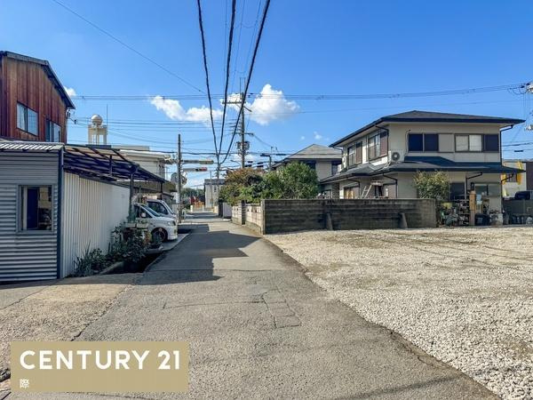 有本分譲地 2号地の前面道路含む現地写真