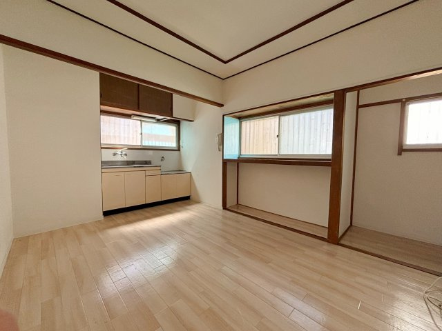 二見町福里　中古戸建の居間・リビング