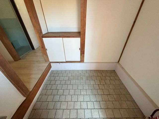 二見町福里　中古戸建の玄関