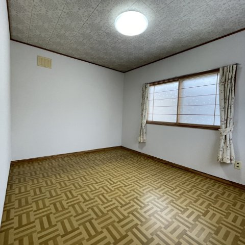 室蘭市日の出町2丁目8-18戸建の内装