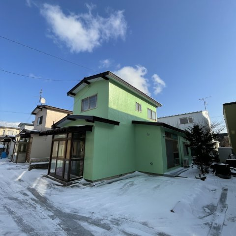 室蘭市日の出町2丁目8-18