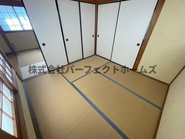 高柳6丁目ガレージハウス　の和室|趣のある和室です