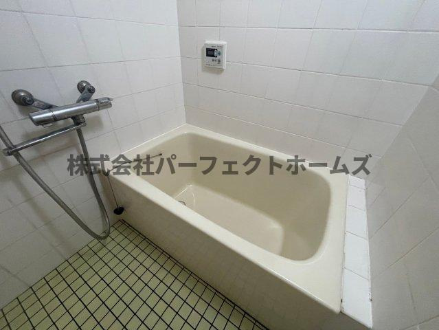 高柳6丁目ガレージハウス　の浴室|お風呂です