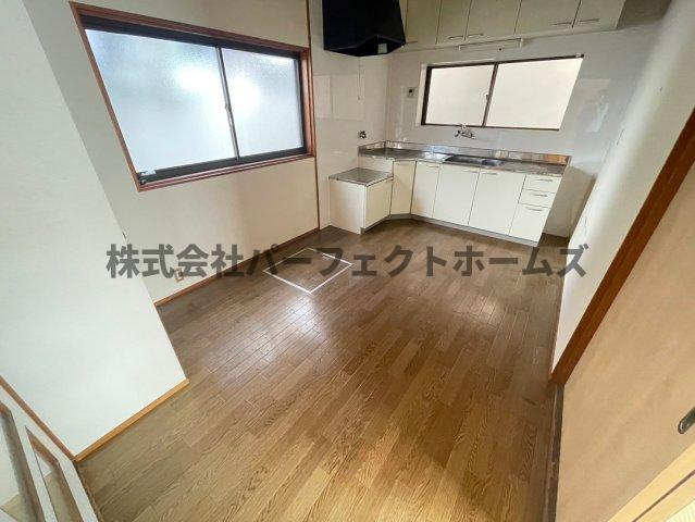 高柳6丁目ガレージハウス　の居間・リビング|リビングです