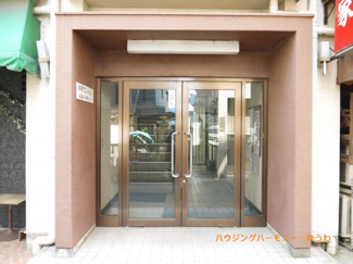 【エントランス】