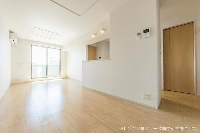 メゾン・ハーモニーの居間・リビング