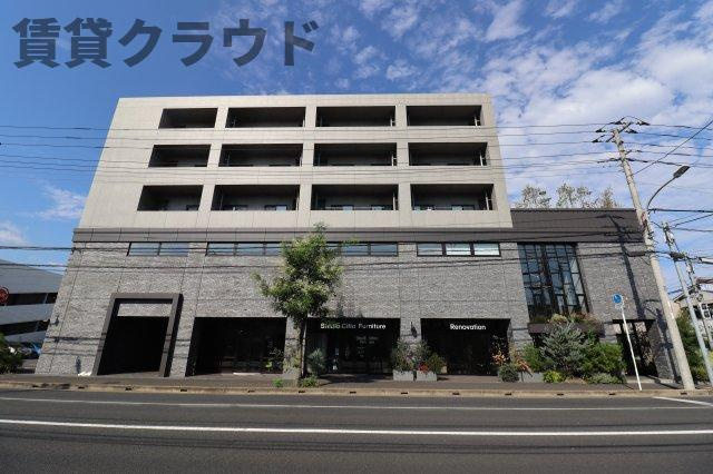 C-126の外観|1階におしゃれなお店も入ってます！