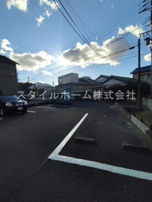 【駐車場】 | ファミール花田