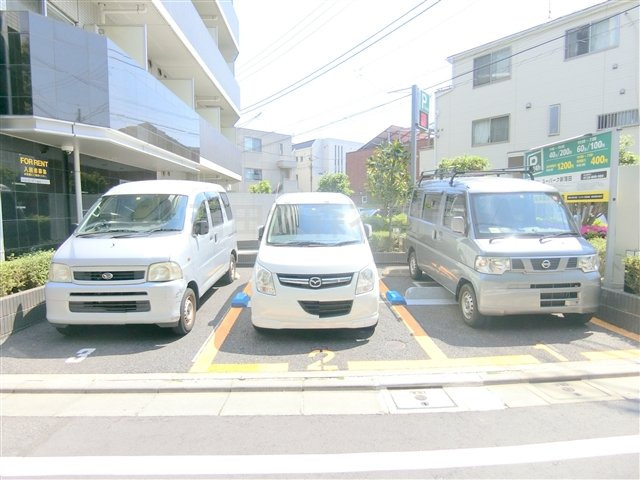 メインステージ蒲田Ⅶアイディアルの駐車場