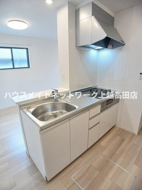 ヴィラ　シャングリラ高田　Ａのキッチン|キッチン