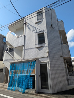 ◆3階建てオートロック付きマンション◆