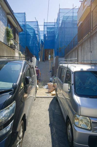 横浜市中区西竹之丸の新築一戸建の外観|陽当りの良さが伝わります！
是非、現地にてご確認下さい。