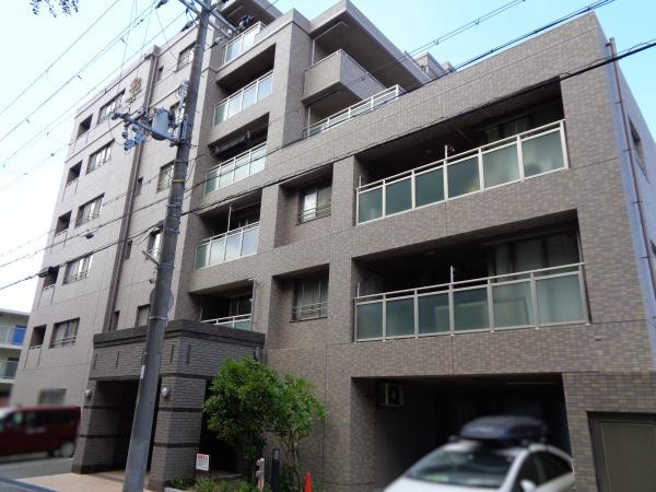 ロイヤルガーデン西浜の外観