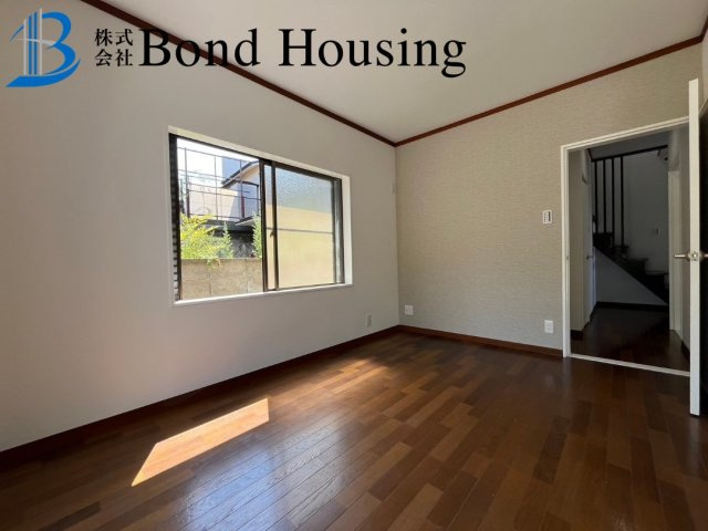 フルリフォ済み・JR朝霧駅徒歩１６分・朝霧東町　築４４年の洋室