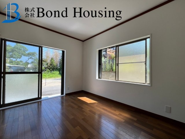 フルリフォ済み・JR朝霧駅徒歩１６分・朝霧東町　築４４年の洋室