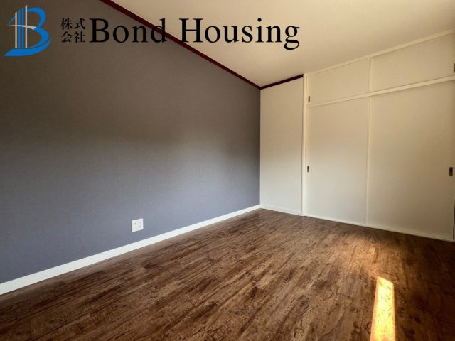 フルリフォ済み・JR朝霧駅徒歩１６分・朝霧東町　築４４年の洋室