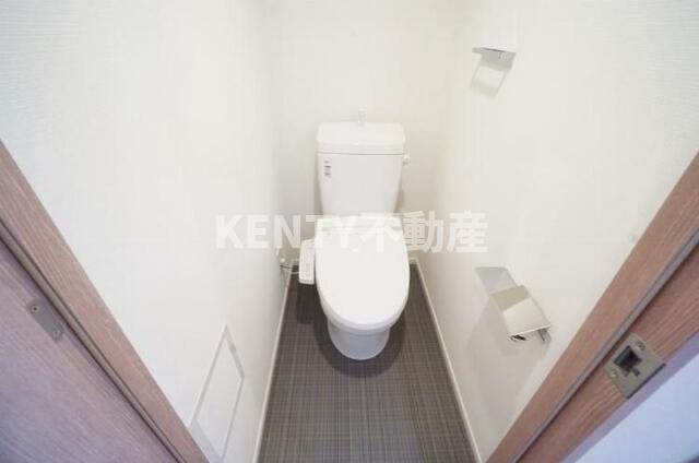 【トイレ】 | ＴＡＳＵＫＩ　ＲＩＣＨＥＳＳＥ　ＫＡＭＡＴＡ | 清潔感のあるトイレです