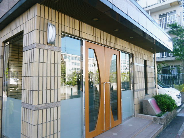 アグレアーブルのエントランス