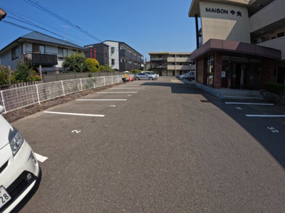 【駐車場】 | メゾン中央