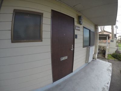 【エントランス】 | メゾン中央