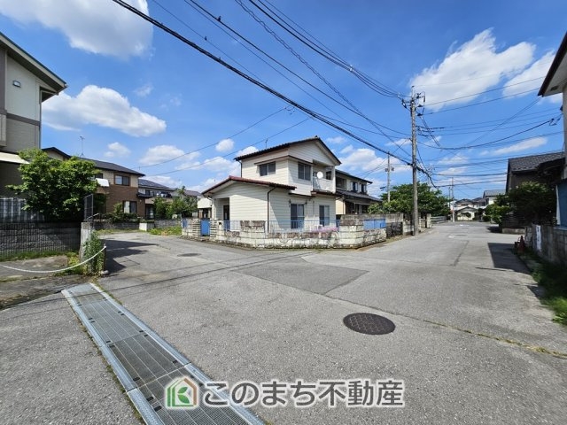 宇都宮市鶴田町　売地の前面道路含む現地写真