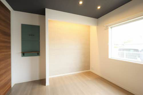 エスコートグリーンの洋室