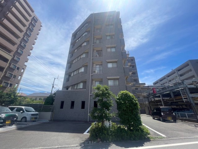 エイルマンション岩崎プレジデンスの外観