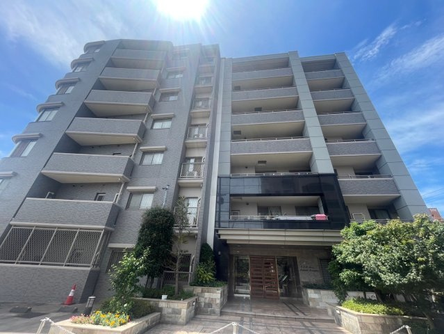 エイルマンション岩崎プレジデンスの外観